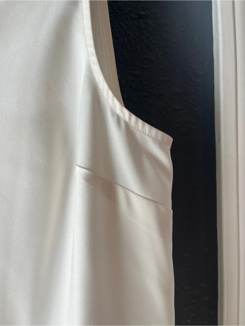 J. Crew Women’s White V-Neck Sleeveless Top